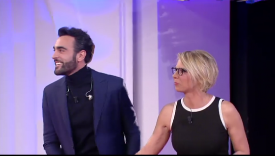 C'è Posta per te -Marco Mengoni e Maria De Filippi