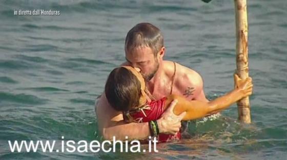 L'Isola dei Famosi 13 - Alessia Mancini e Flavio Montrucchio