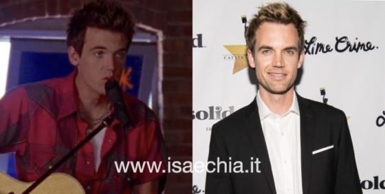 Chris Keller - Tyler Hilton