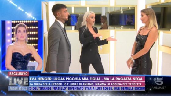 Live - Non è la D'Urso - Eva Henger, Mercedesz Henger e Lucas Peracchi