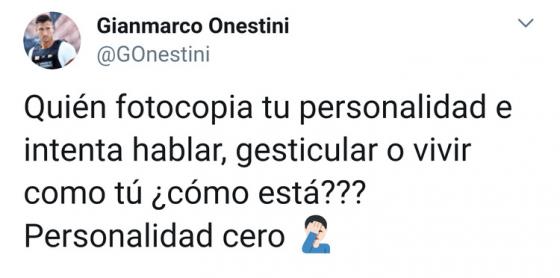 Twitter - Onestini