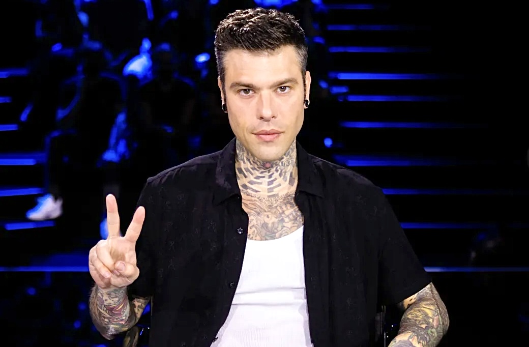 Fedez, ex concorrente di X Factor attacca: “Sono stata scartata da uno che non sa cantare”